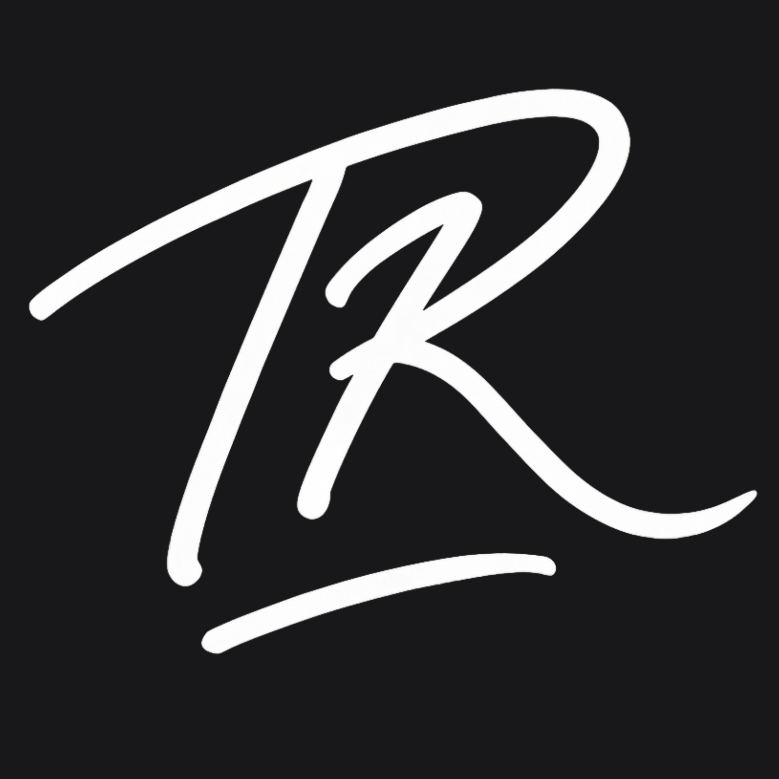 Logo sombre de Tsiory Rakotoarimalala